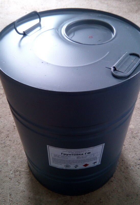 Бочка на 50 литров с грунтовкой ГФ-021 серого цвета